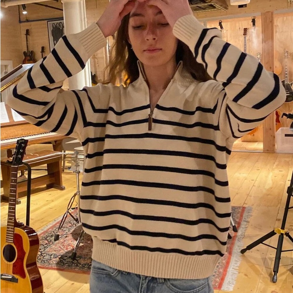 Brandy Melville ALEAH COTTON STRIPE SWEATER